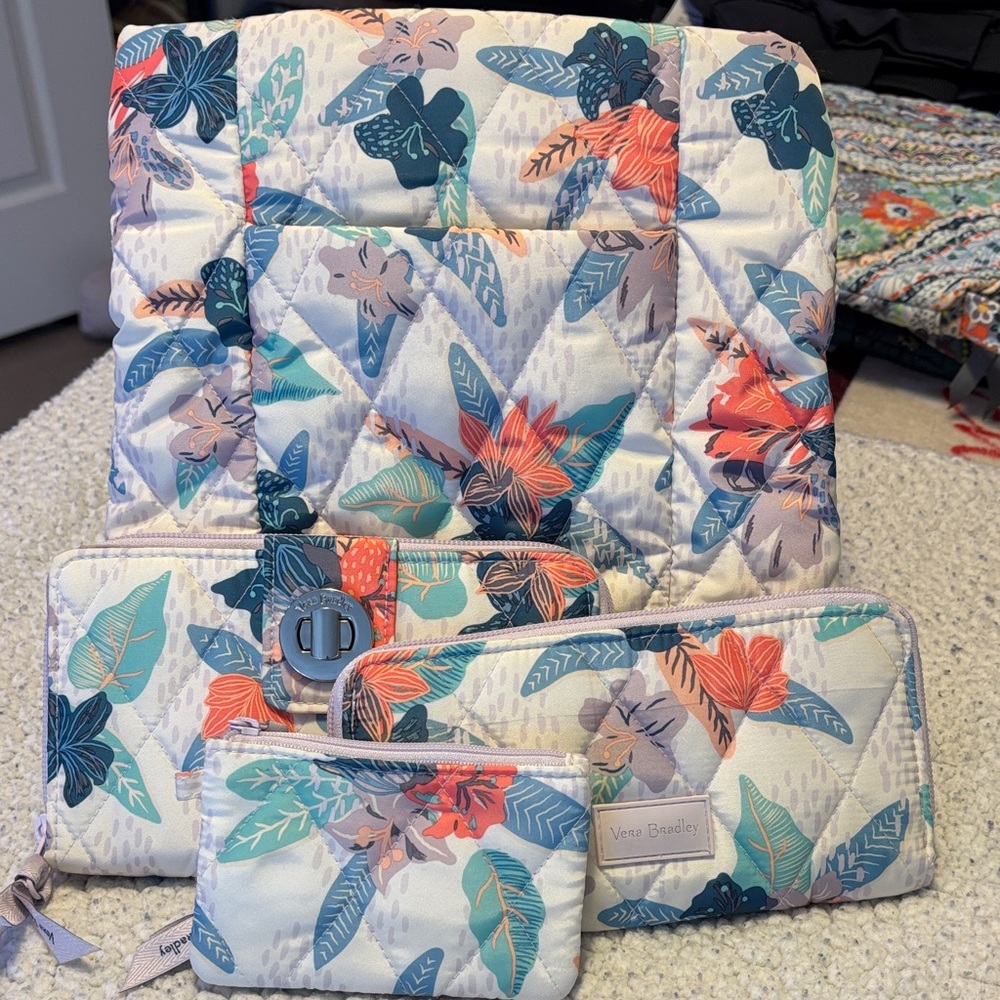 Vera Bradley Tropical Floral Quilted Bag Set